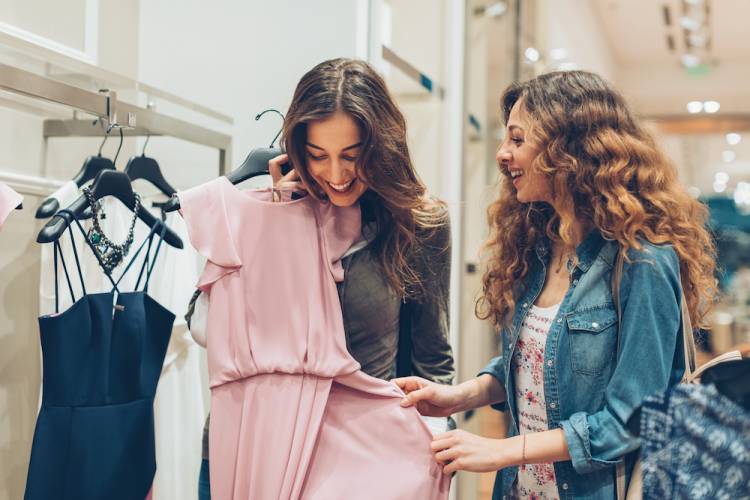 women shopping in a boutique 